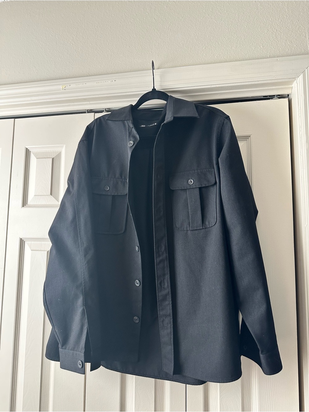 Zara Black Men's Button-Front Shirt Jacket